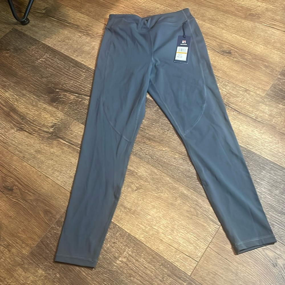 NWT FILA gray leggings small inseam 25 🦿